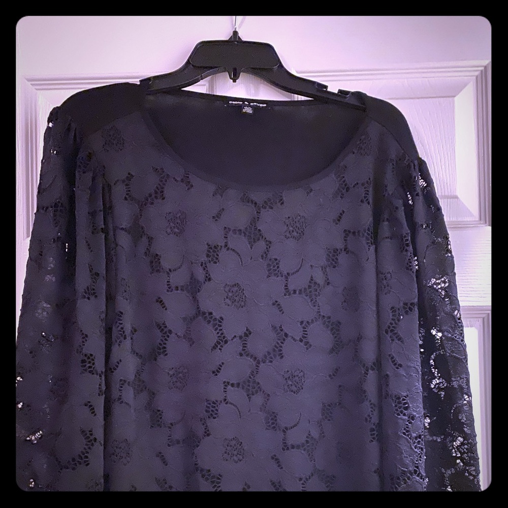 Black lace Top